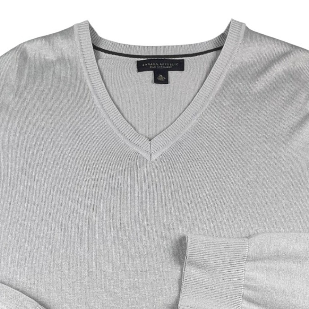 Banana Republic Sweater Mens XL Gray Silk Cashmere V-Neck Knit Pullover Solid